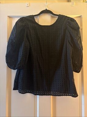 A New Day Black Eyelet Puff-Sleeve Women's Top